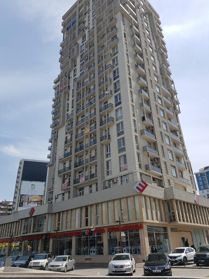 5 Rooms Batumi Esterno foto