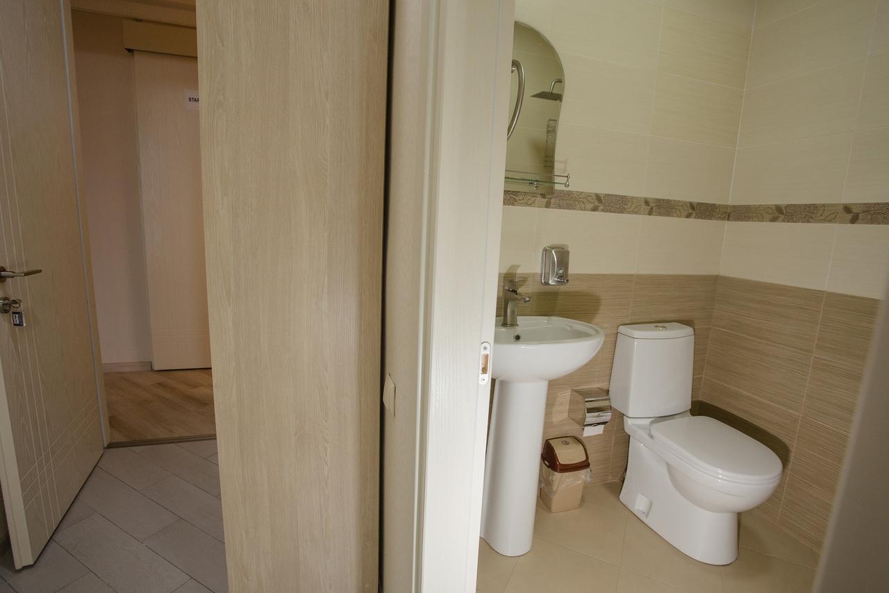 5 Rooms Batumi Esterno foto